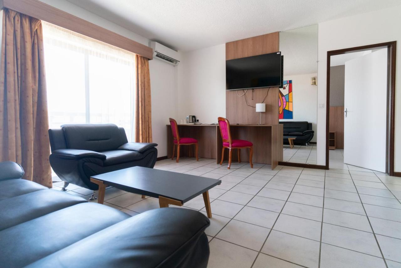 Ibis Styles Cayenne Centre Amazonia Hotell Exteriör bild