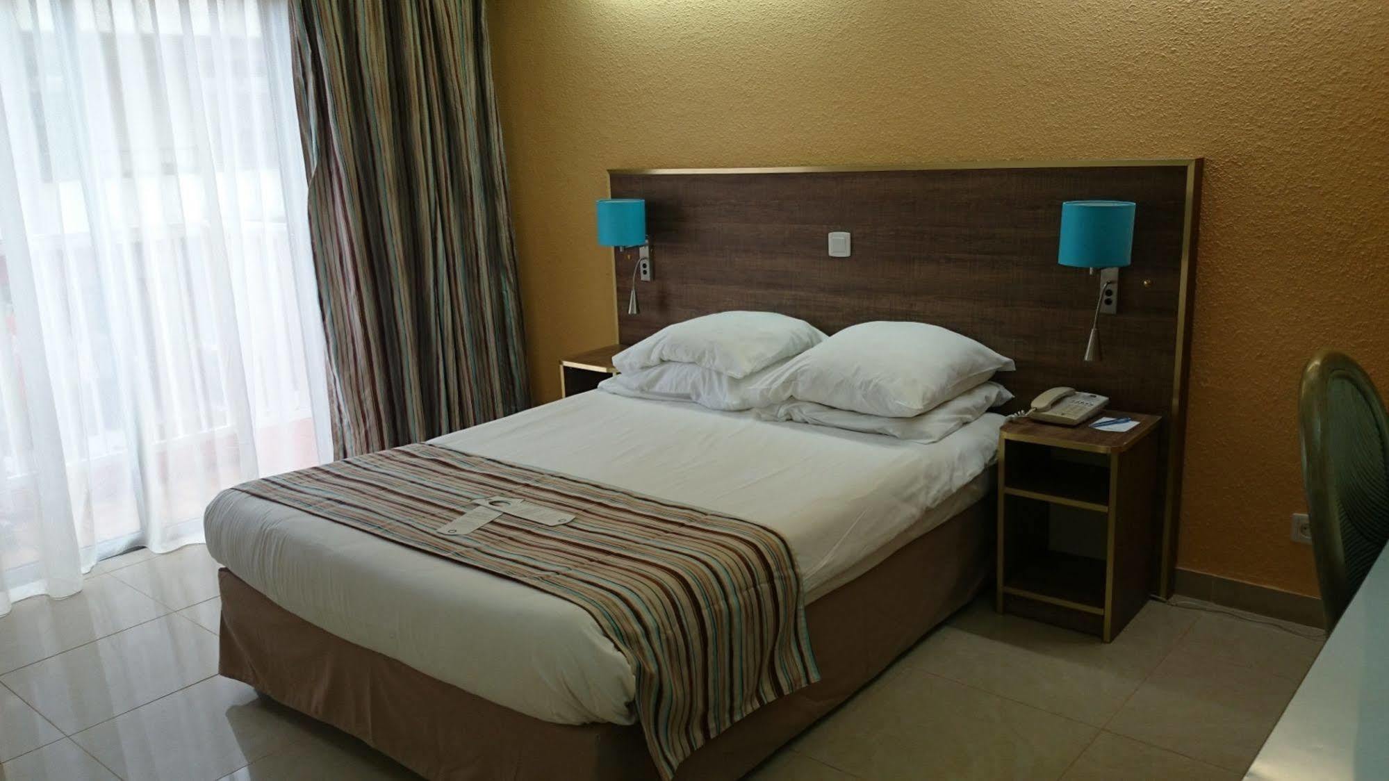 Ibis Styles Cayenne Centre Amazonia Hotell Exteriör bild